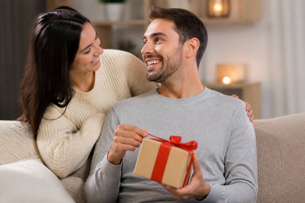 Idée cadeau chéri : des inspirations originales pour lui faire plaisir